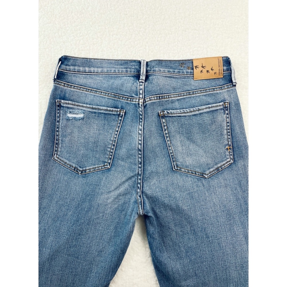 (NWOT) SERRA RETREAT • El Sol Light Wash Straight Leg Jeans, 6 - Picture 9 of 13